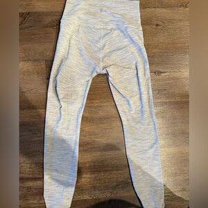 Lululemon Leggings Size 2 Heathered White High Rise Yoga Pants EUC